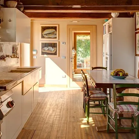 Casa Eugenia 8, Emma Villas فيلة